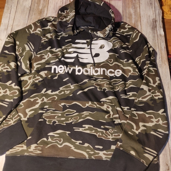 new balance camo hoodie